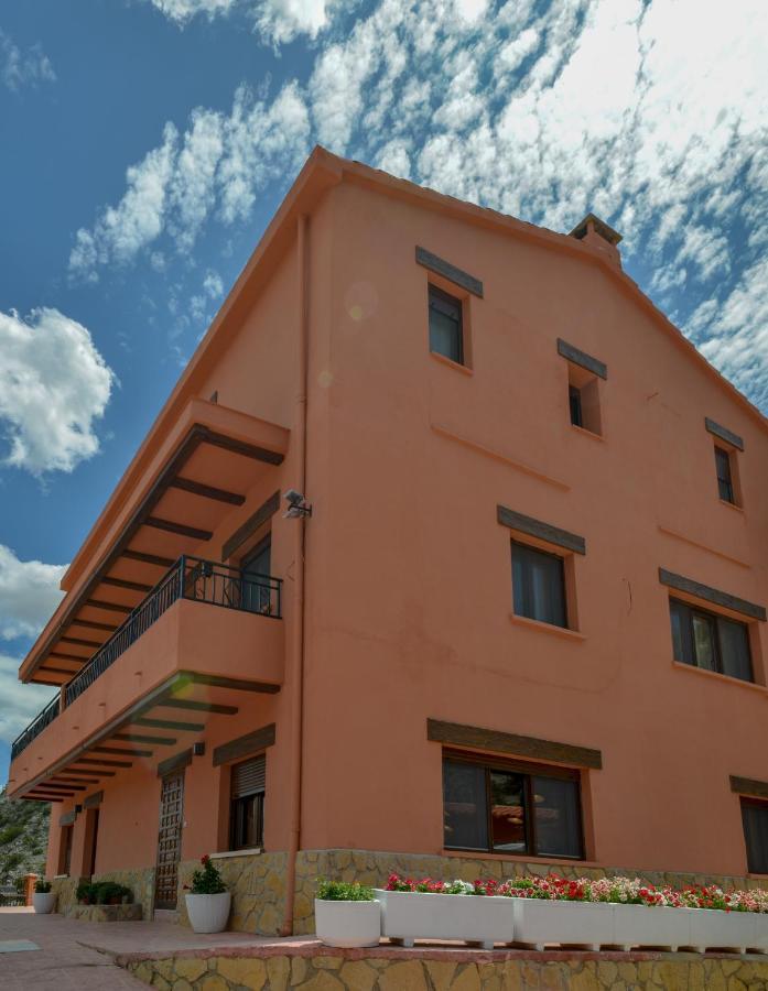 לינה וארוחת בוקר La Casita De El Cuervo מראה חיצוני תמונה